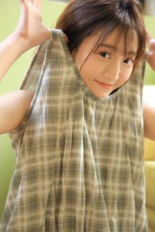 年轻善良大胸女2